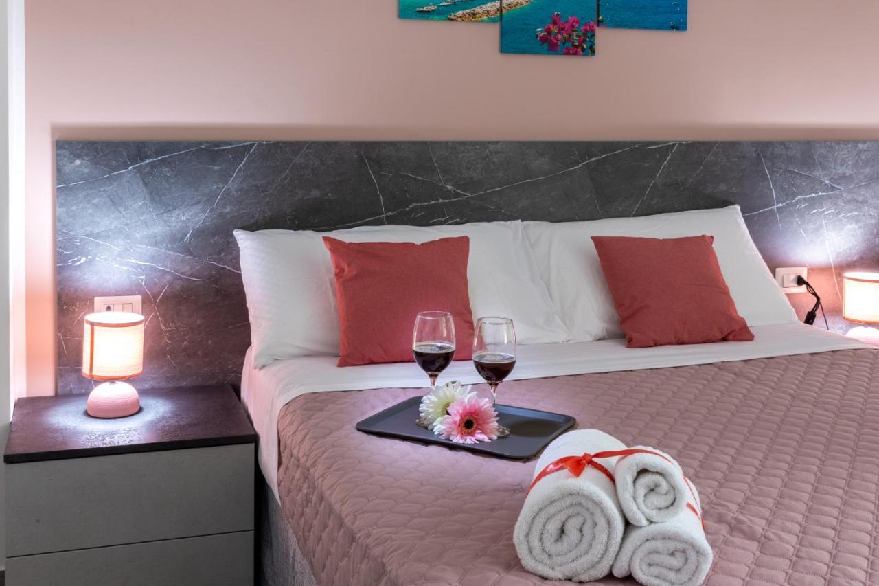 Partenope Guest House Naples Luaran gambar